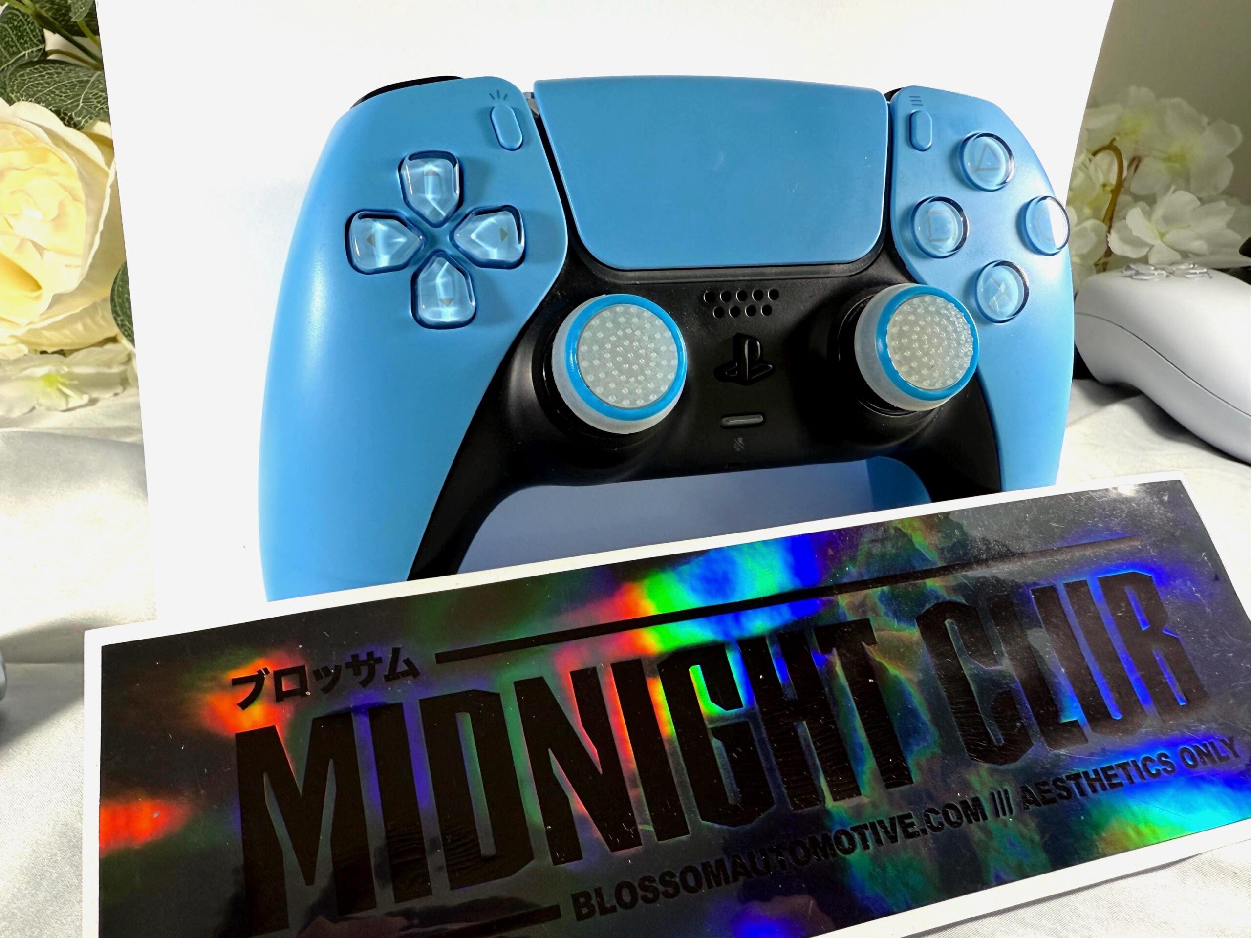 Blue/Red/Green/Black Glow Gamer Grips – PS5 & Xbox - Image 3