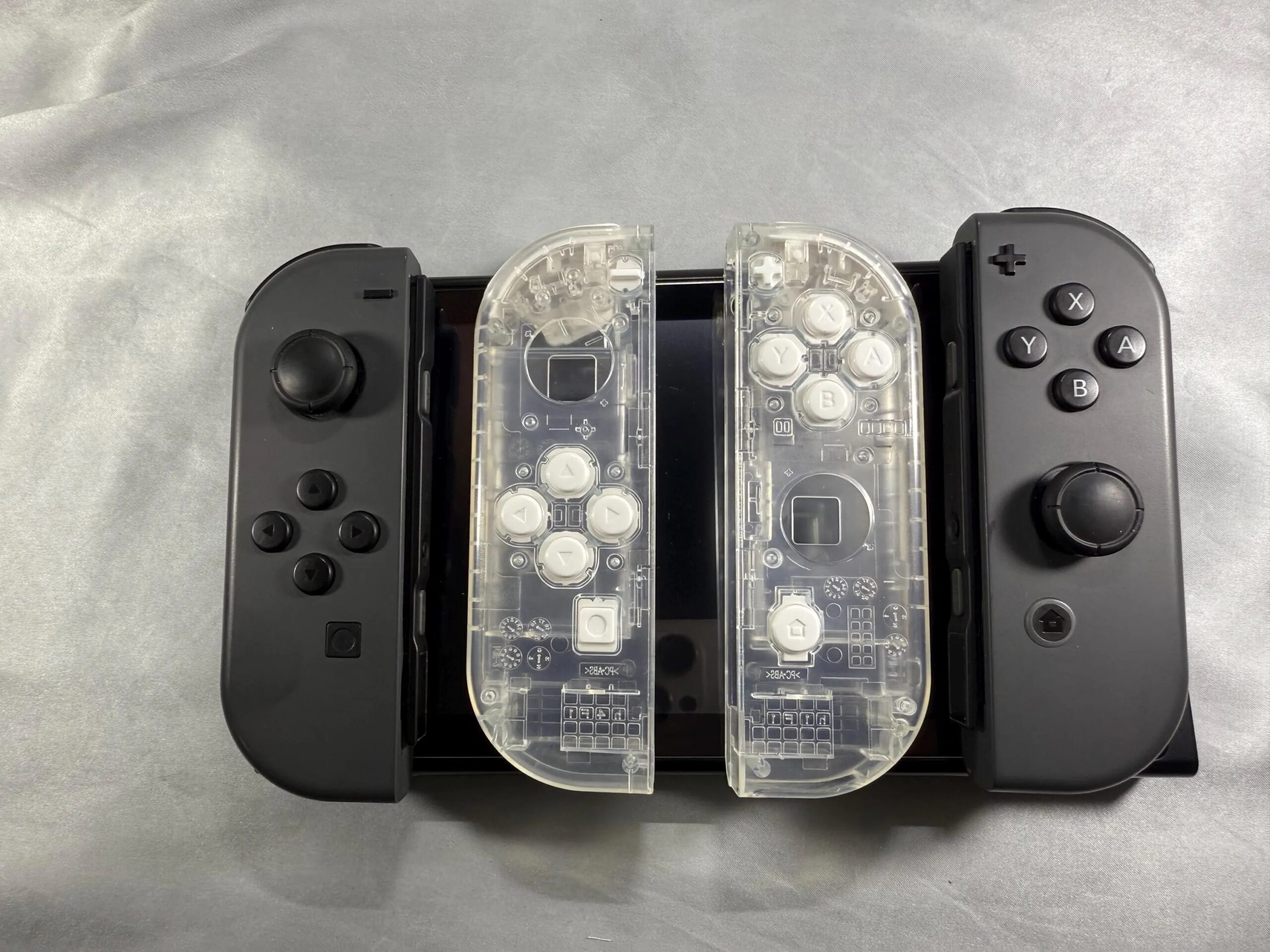 Crystal Clear Joy-Con Shell Kit - Image 3