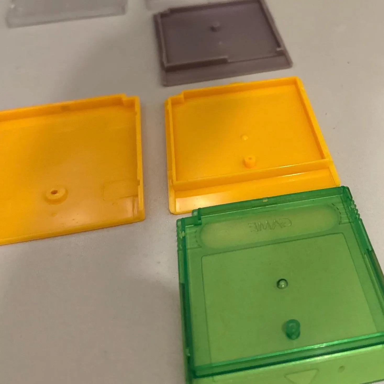 Game Boy Color Cartridge Shells (4 Pack) - Image 5